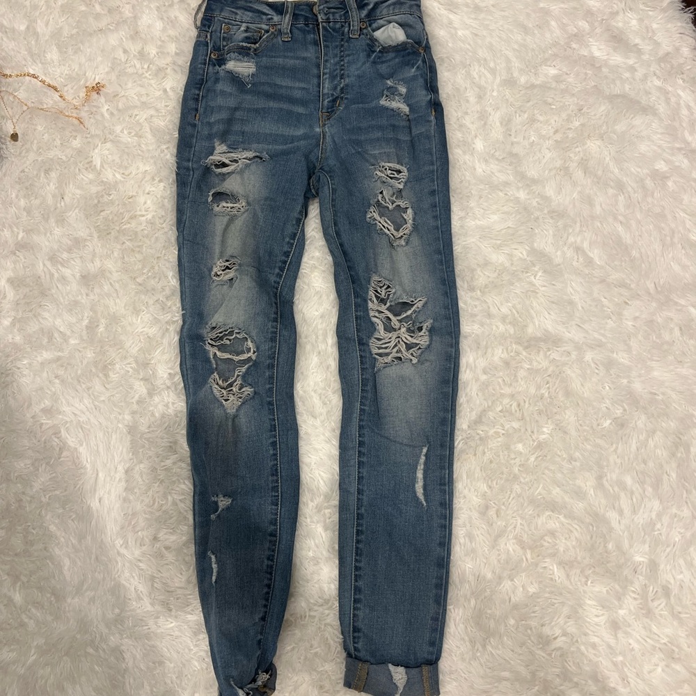 Ripped Aeropostale Skinny Jeans